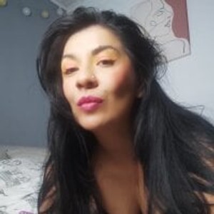 stripchat aisha_latina webcam profile pic via free6cams.com