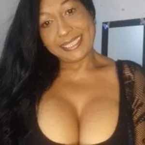 Perla_Sharid333 from stripchat