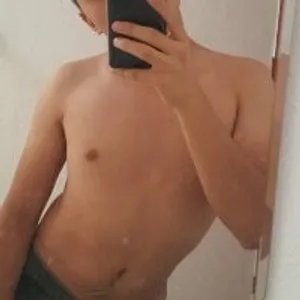 Lovelytwink1 from stripchat