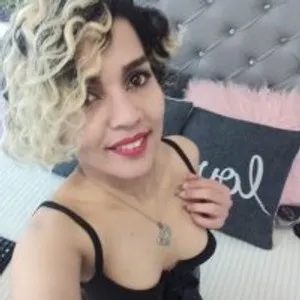 CLAU_XXX from stripchat