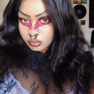 HollyPurple's profile picture