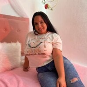 livesexr.com chanell15 livesex profile in house cams