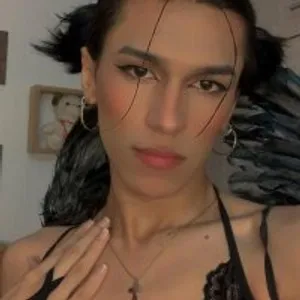 charlie__uwu from stripchat