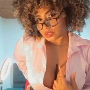 ARTEMISABROWN from stripchat