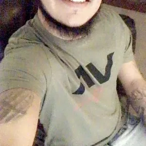 bigguy1313131313 from stripchat