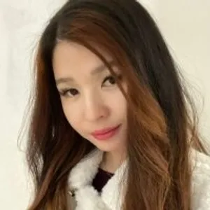 LeeyaChan from stripchat