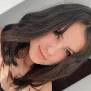 Melanieeev from stripchat