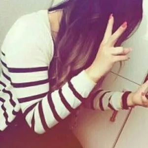 khushboo_s from stripchat