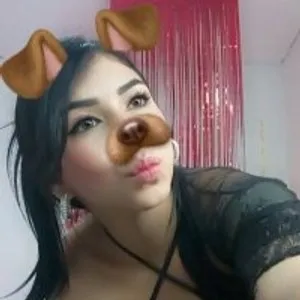 Megan333_v from stripchat