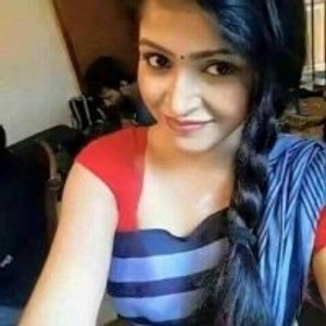 divpari99's profile picture