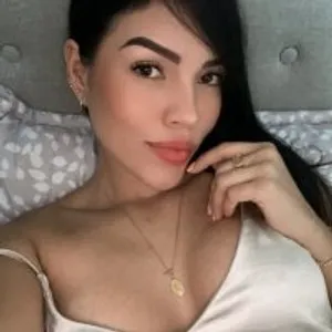 Eloise-Rose from stripchat