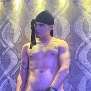 kevin_delgado77 from stripchat