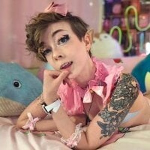 livesexr.com RileyCyriis livesex profile in pee cams