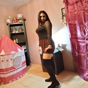 Estrella_2080 from stripchat