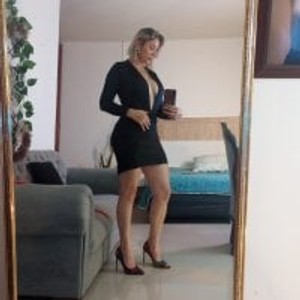 stripchat Charlot-luna webcam profile pic via sexcityguide.com