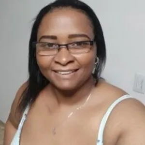 chocolatesexy74 from stripchat