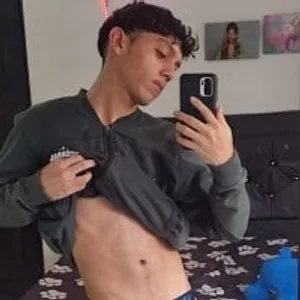 The_skinnyguys from stripchat