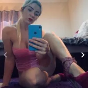 Babymaddyxxxxx from stripchat