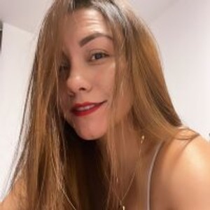 latina_cum21's profile picture