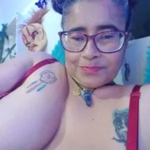 alexiss_milf from stripchat