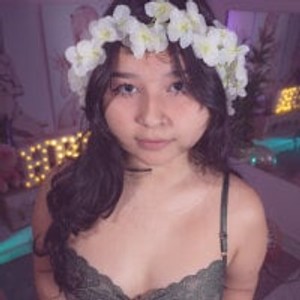 Camgirl is actually offline