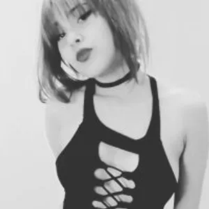 Cloe-Flower from stripchat