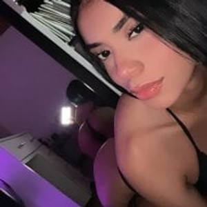 Cam girl Kloe-squirts