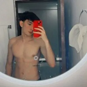 maximiliano_lengendary from stripchat