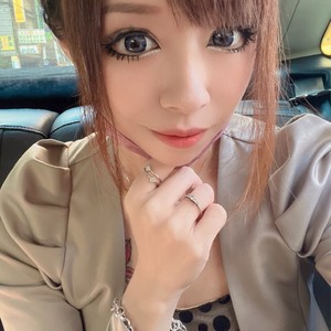 tw_wawa webcam profile - Taiwanese