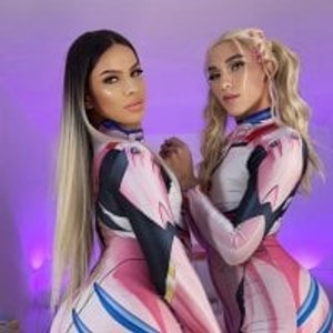 alessia_and_valery webcam profile - Colombian