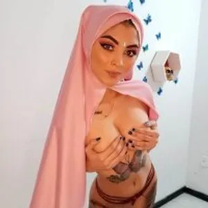 misbah_ismat from stripchat