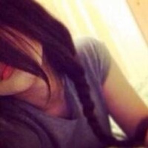 hot_brunette18's profile picture